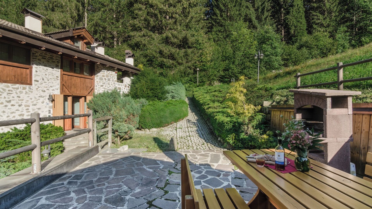 Photo of Outdoor in Mezzana