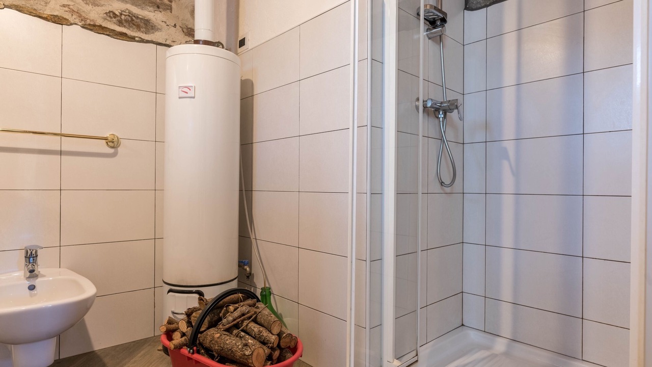 Photo of Bathroom in Porte di Rendena