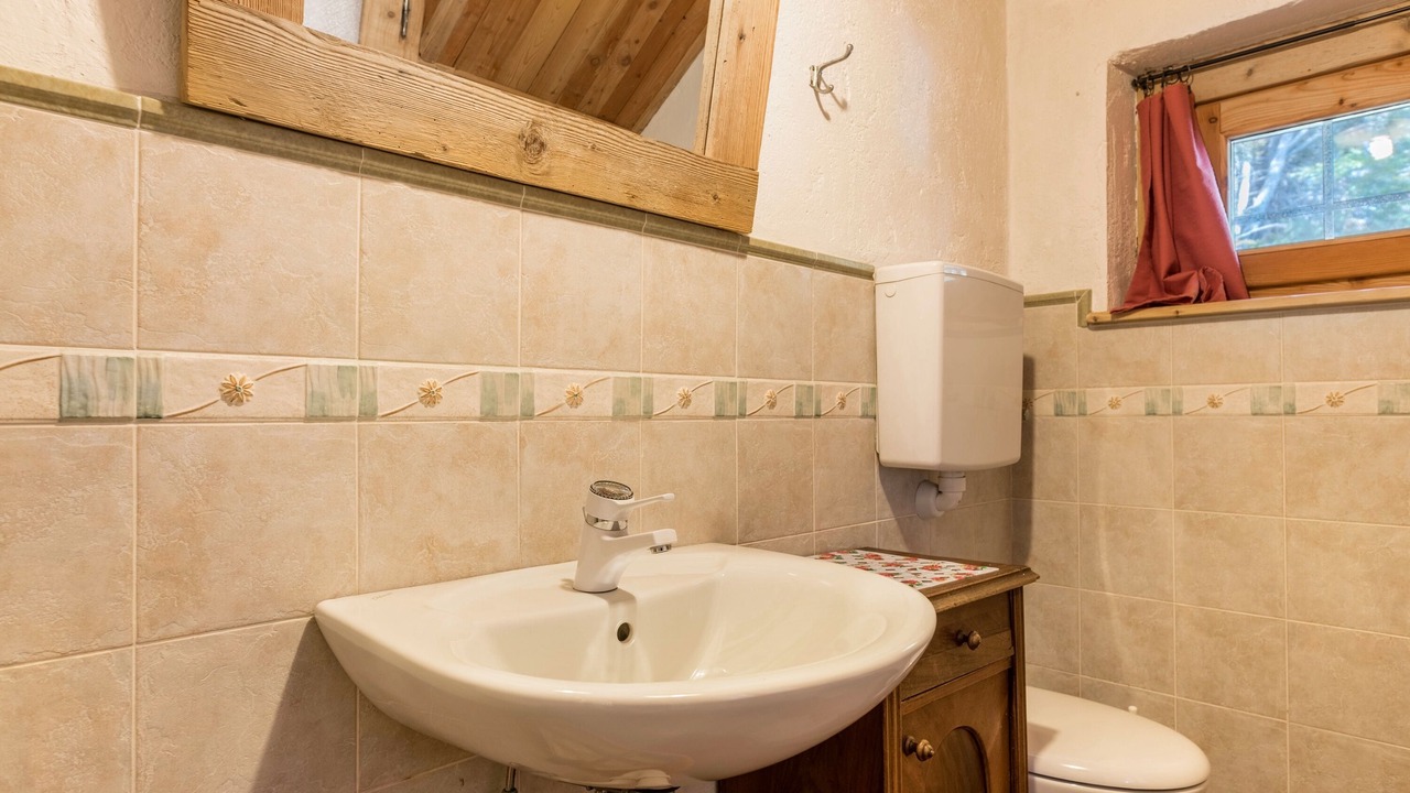 Photo of Bathroom in Porte di Rendena