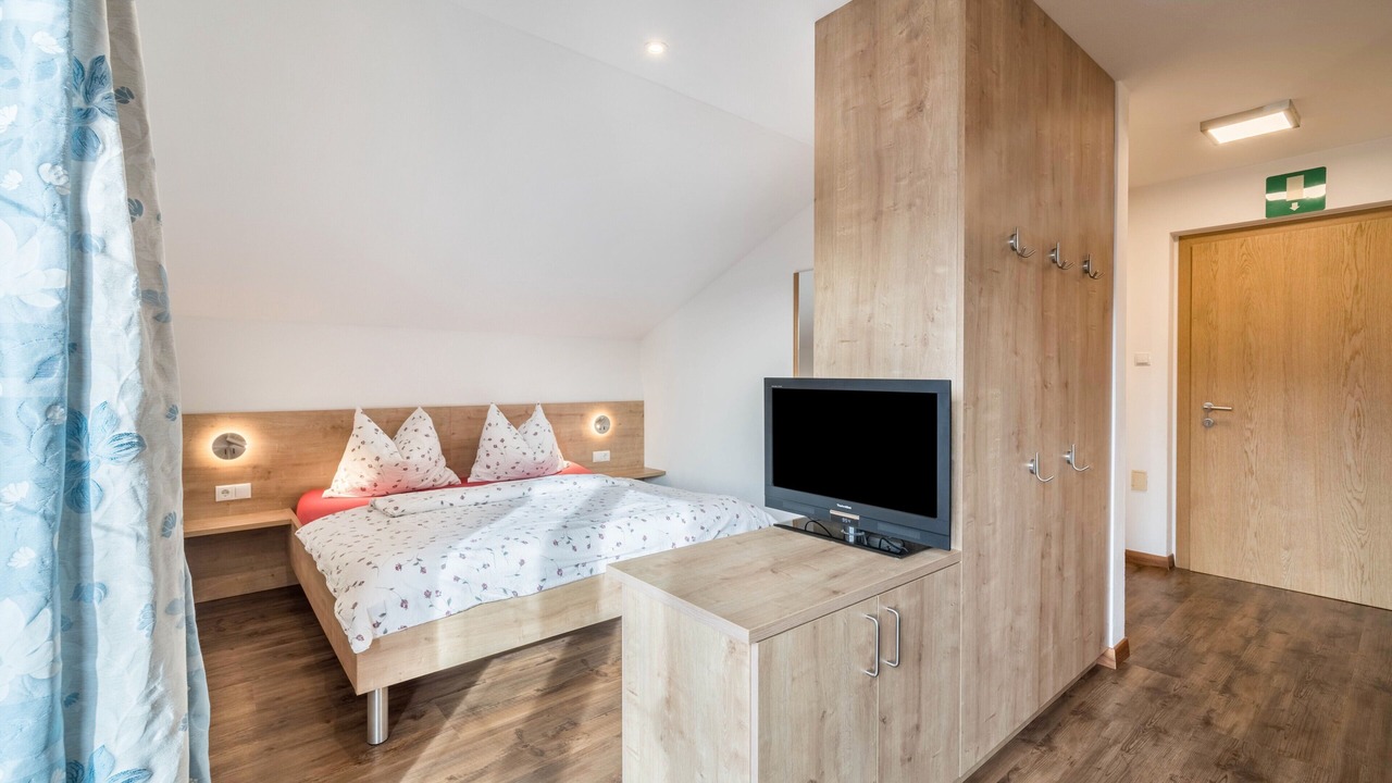 Photo of Bedroom in Lana