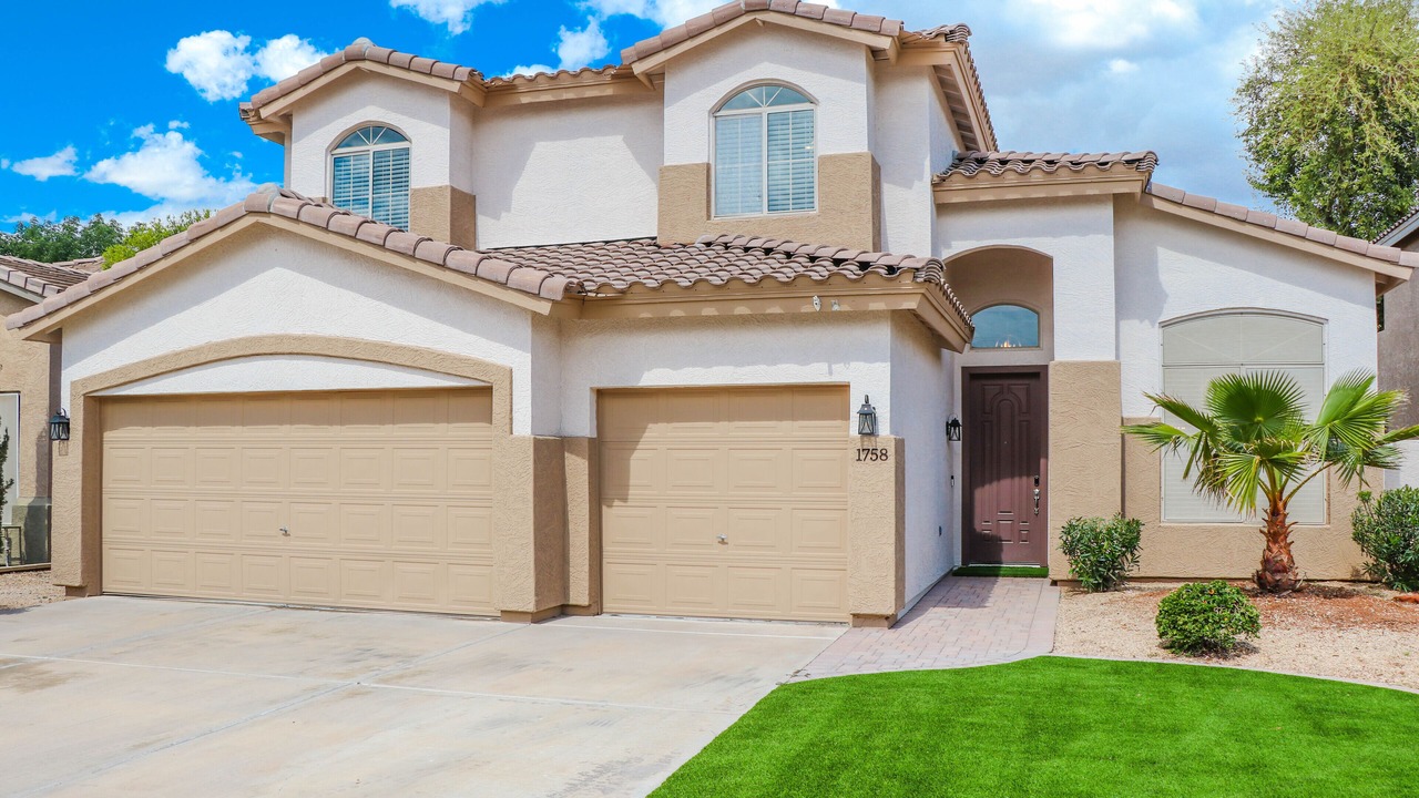 Photo of Outdoor in Val Vista Lakes