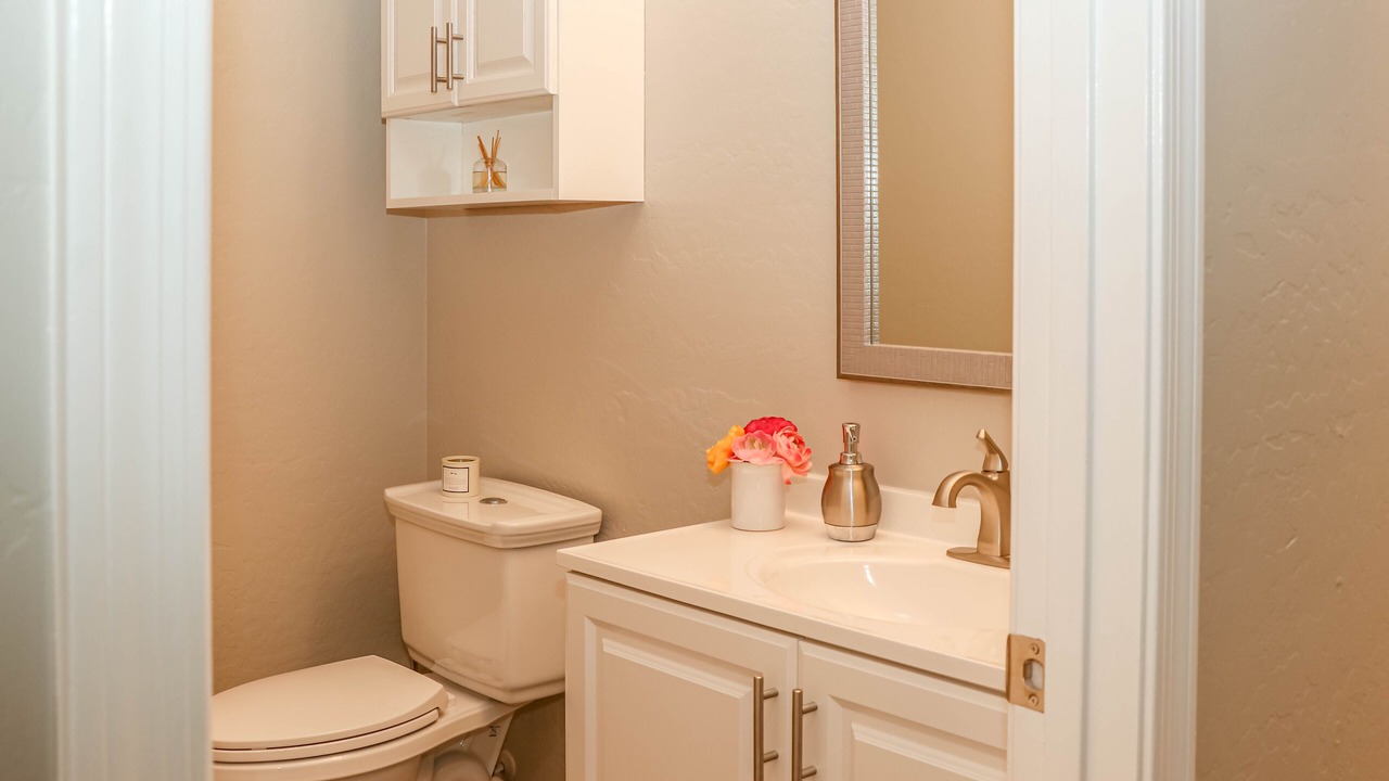 Photo of Bathroom in Val Vista Lakes