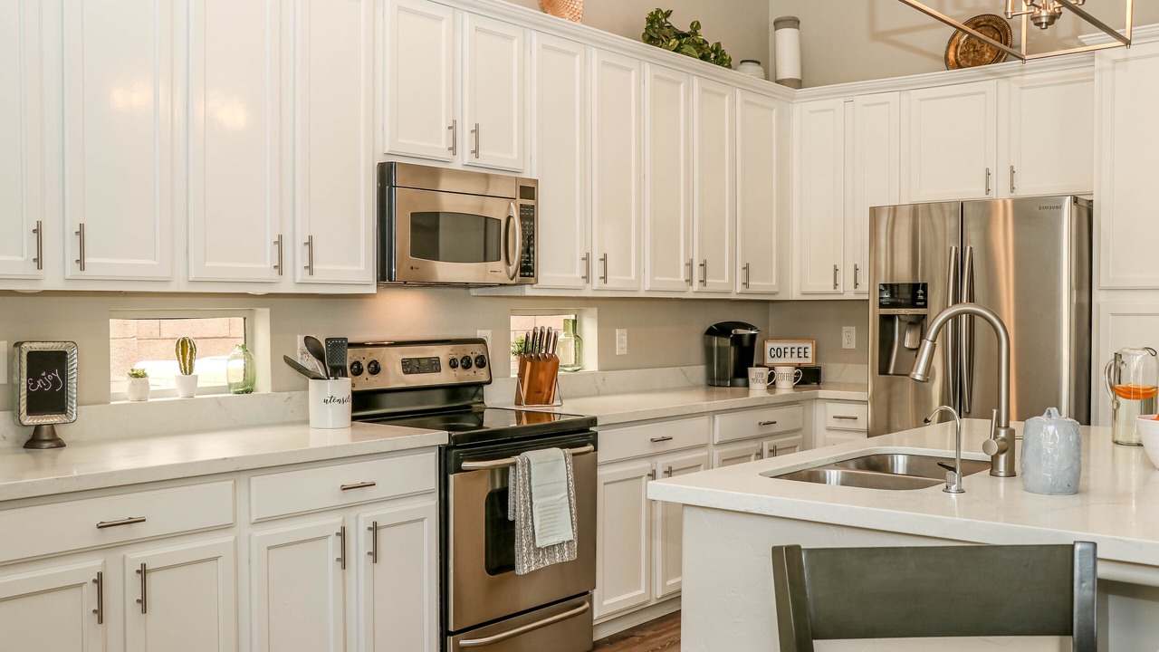 Photo of Kitchen in Val Vista Lakes
