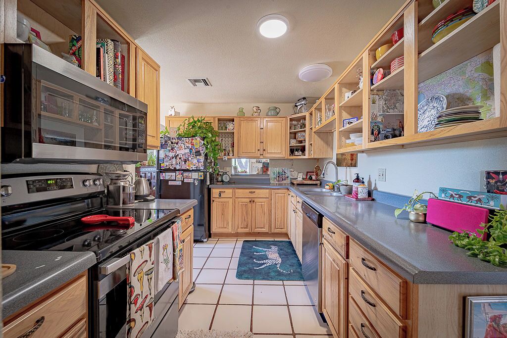 Photo of Kitchen in Picture Rocks