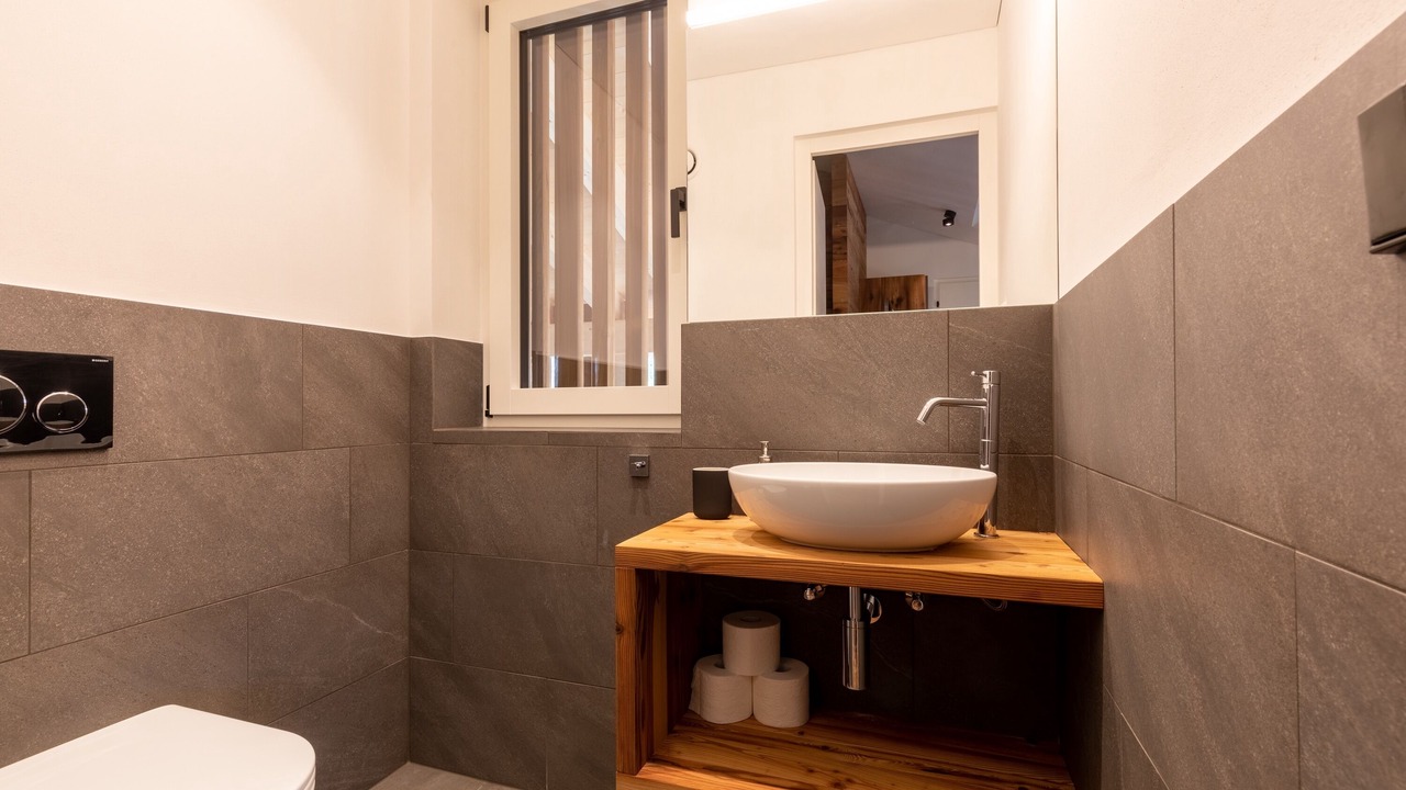 Photo of Bathroom in Postal