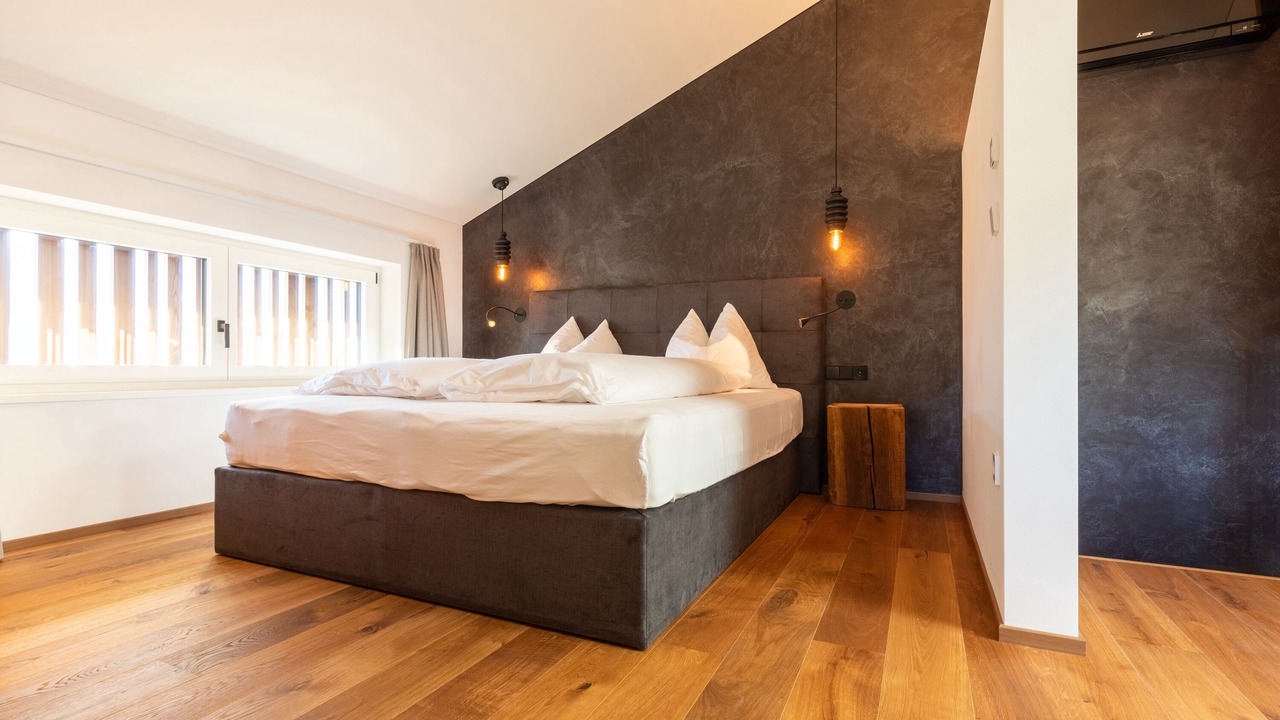 Photo of Bedroom in Postal