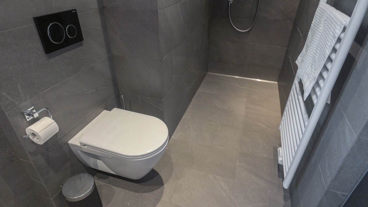 Photo of Bathroom in Postal