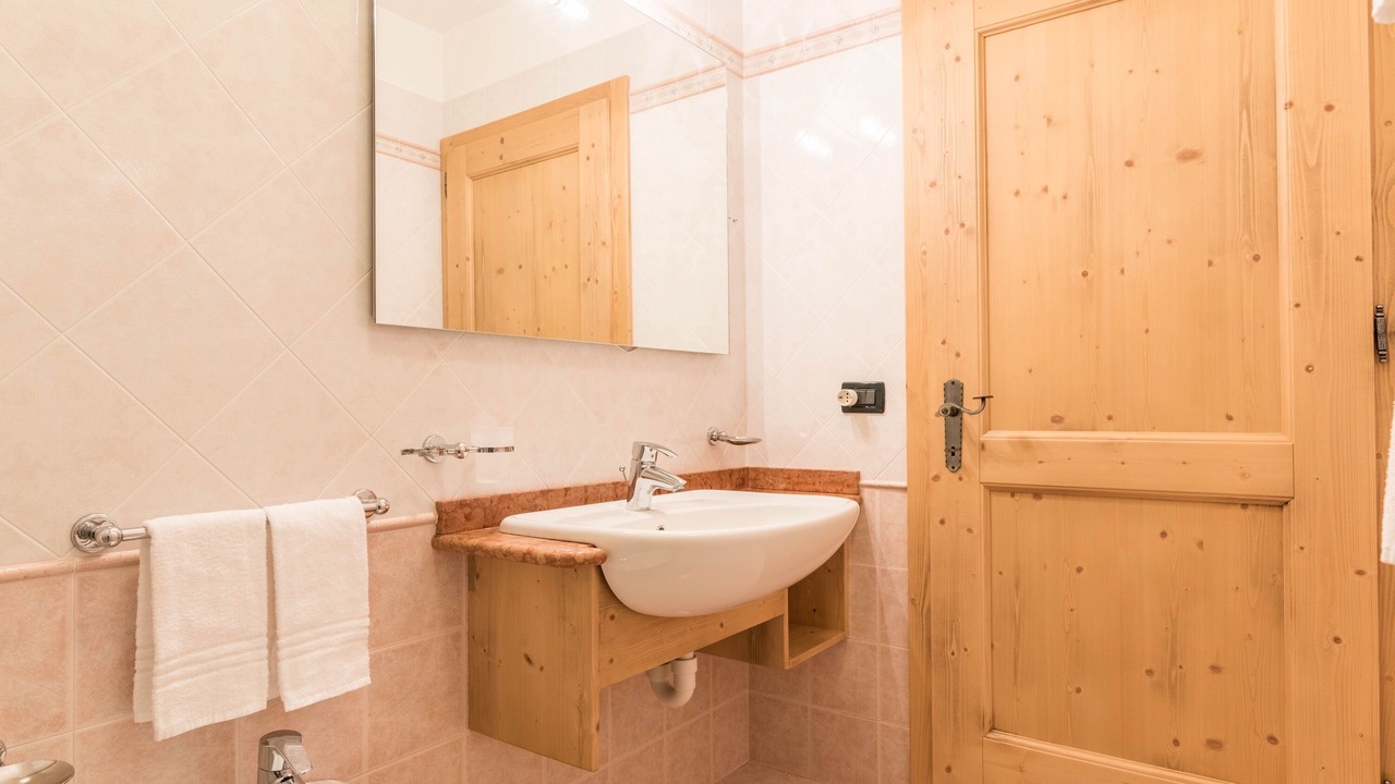 Photo of Bathroom in Almazzago