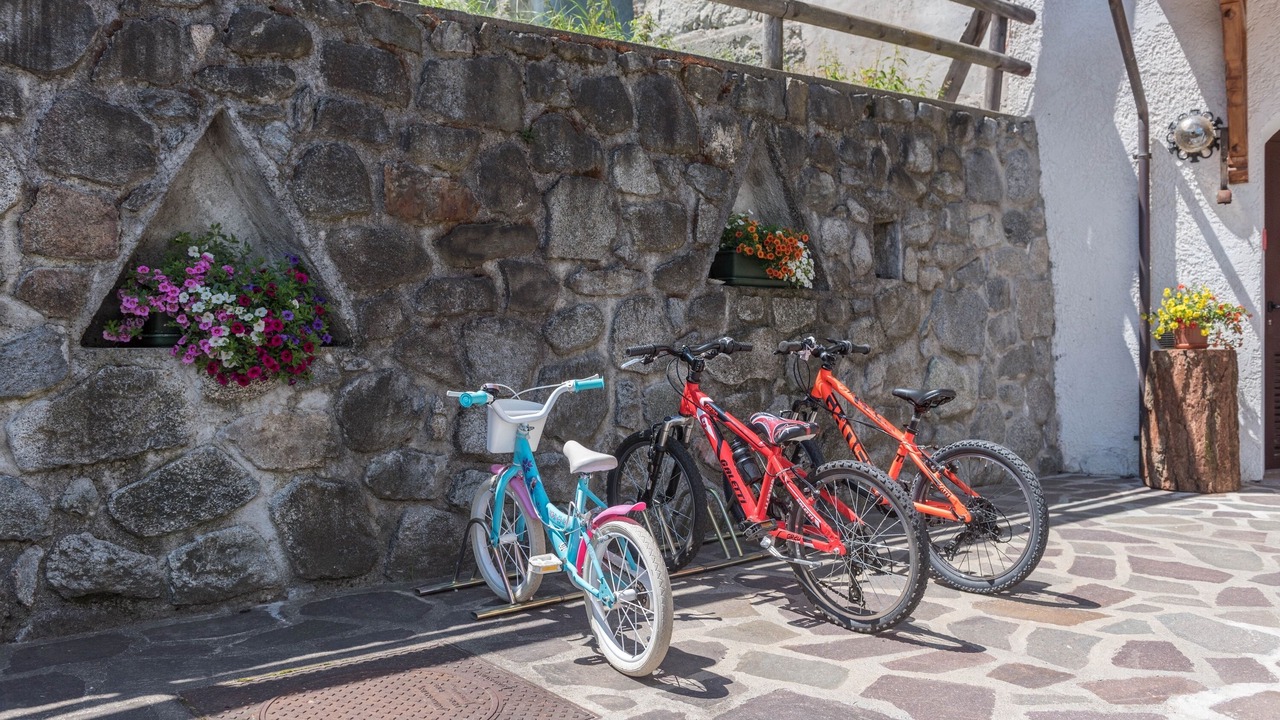Photo of Outdoor in Almazzago