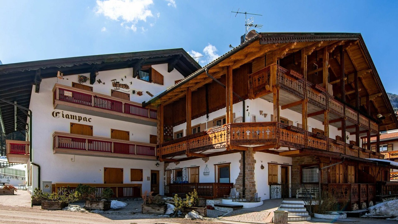 Photo of Outdoor in Alba