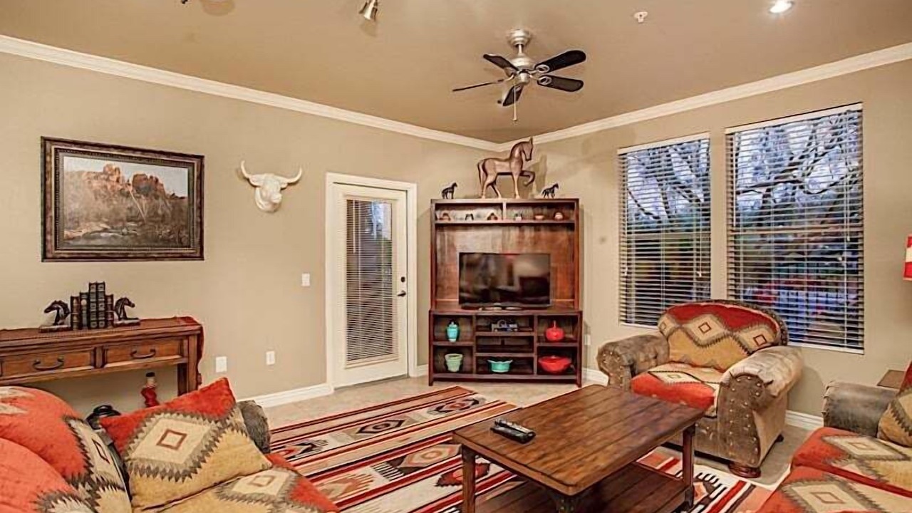 Photo of Livingroom in North Scottsdale