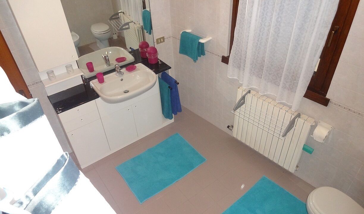 Photo of Bathroom in Fiave