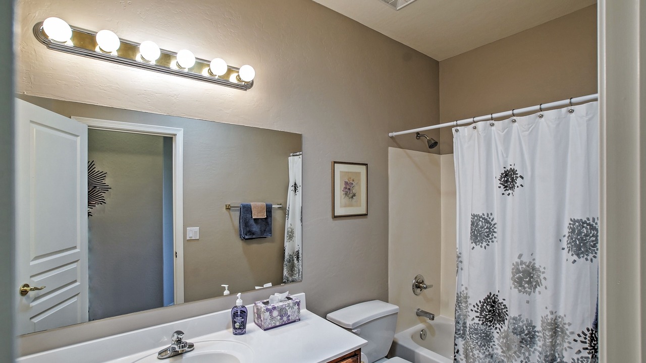 Photo of Bathroom in Villages At Queen Creek