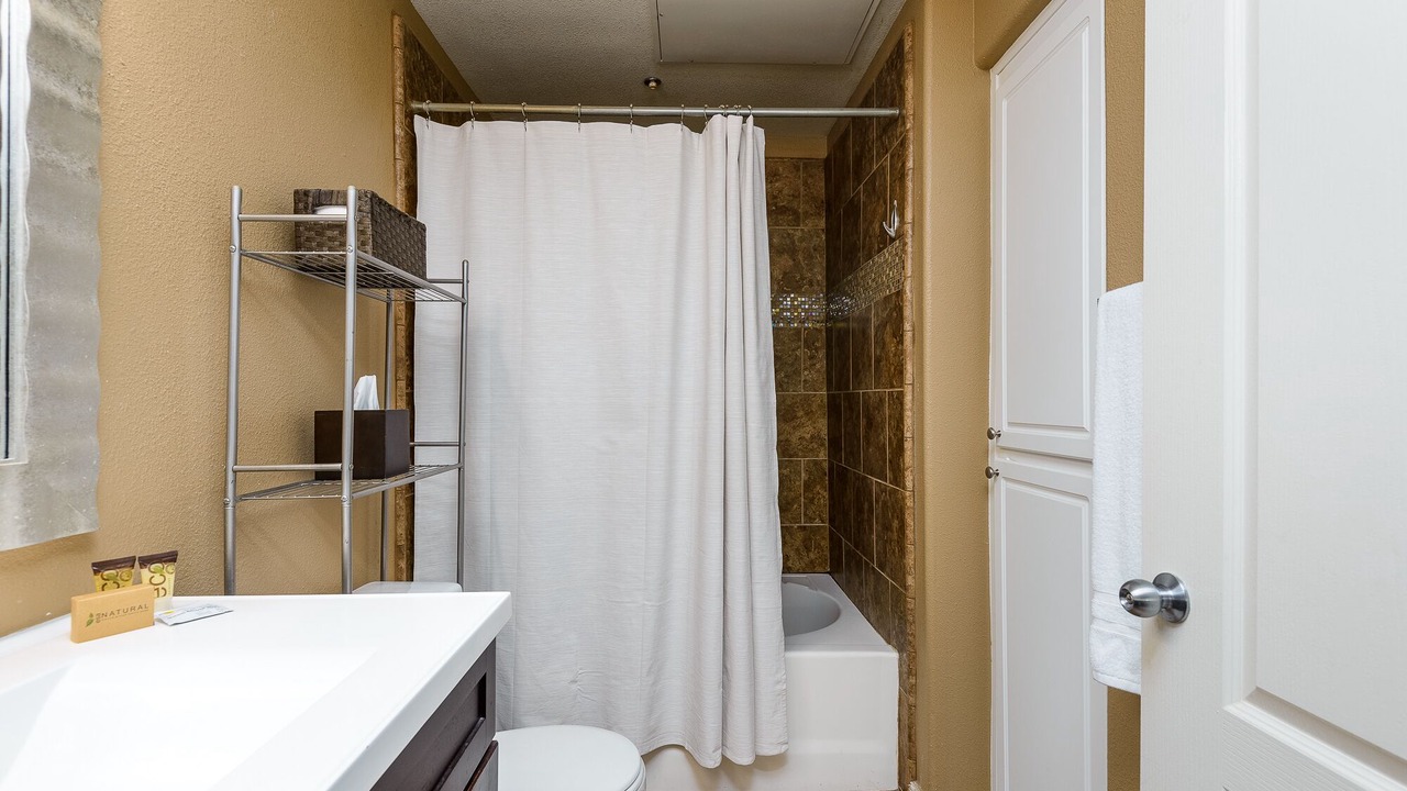 Photo of Bathroom in Desert View Village