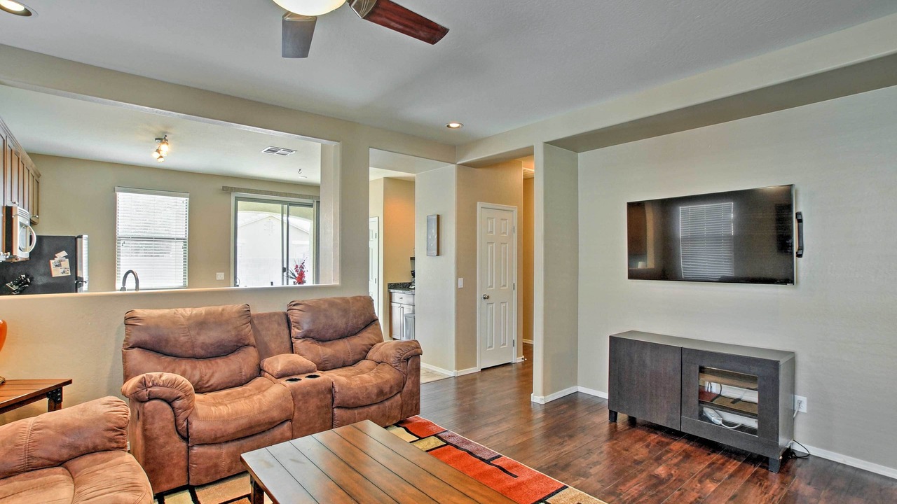 Photo of Livingroom in Gilbert