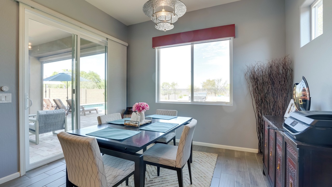 Photo of Bedroom in Palm Valley