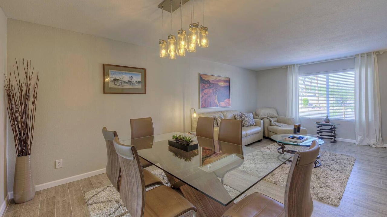Photo of Livingroom in Glendale