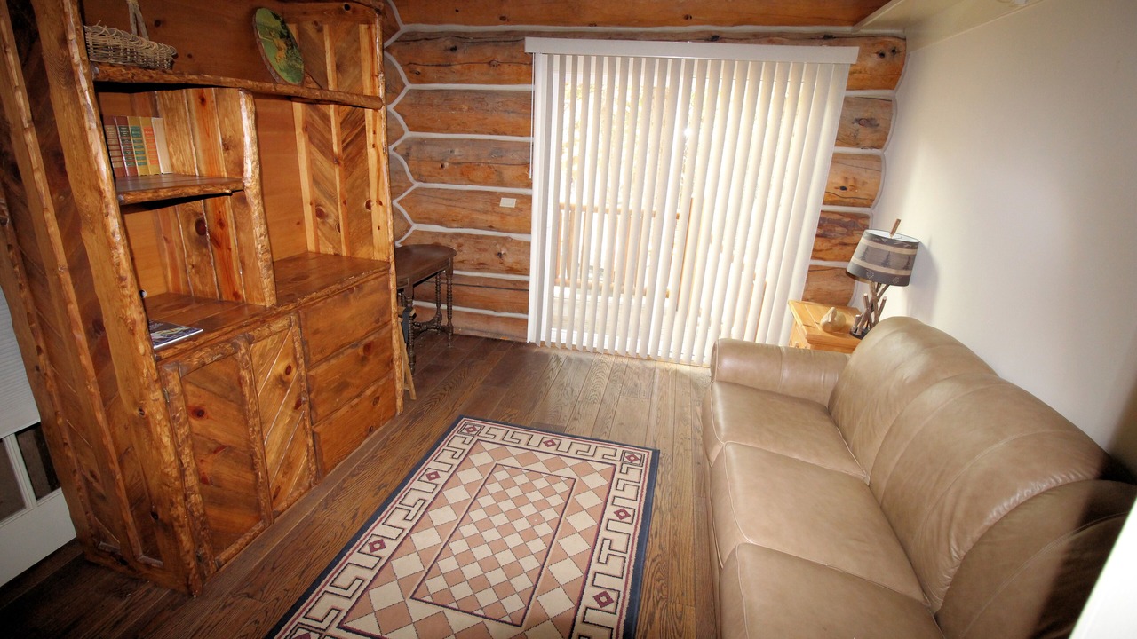 Photo of Livingroom in Greer