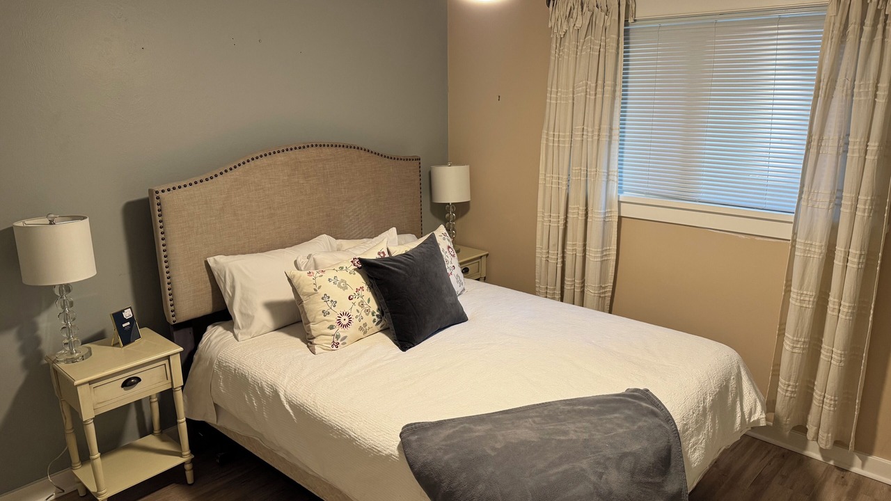Photo of Bedroom in Peaceful Valley