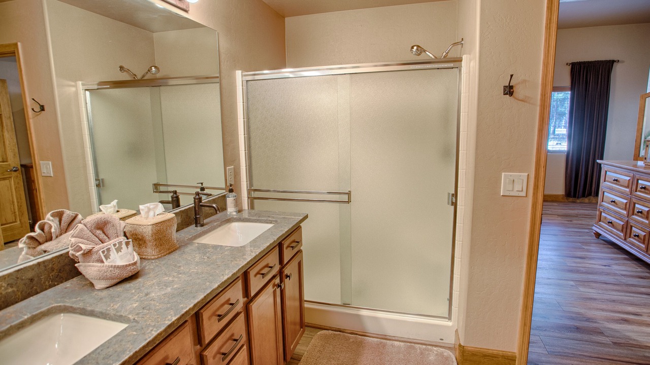 Photo of Bathroom in Pinetop