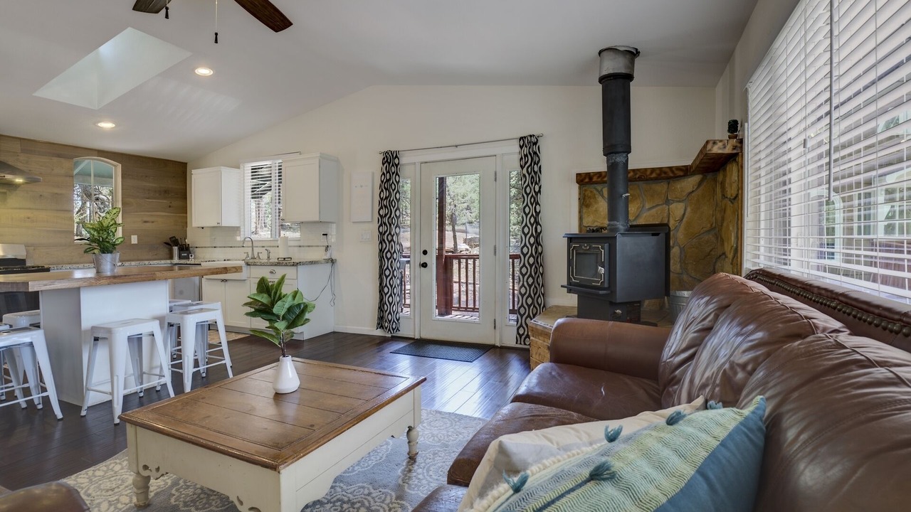 Photo of Bedroom in Whispering Pines