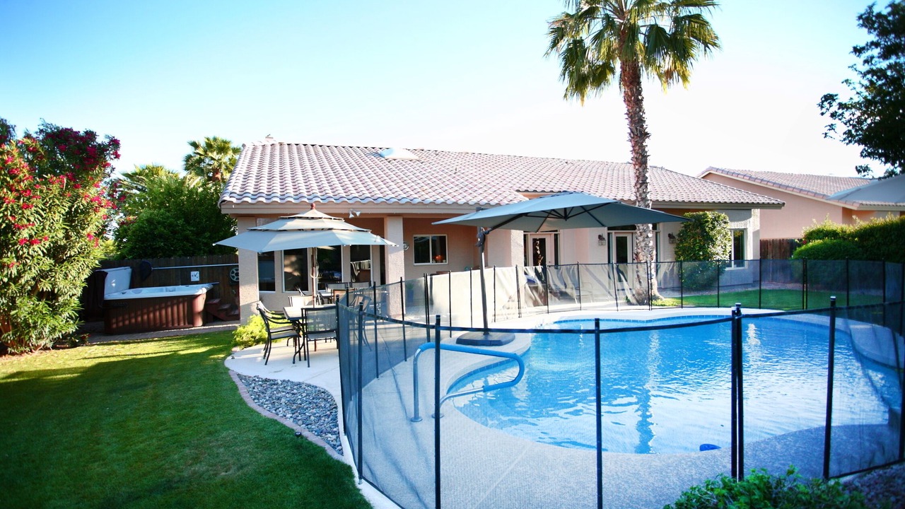 Photo of Others in Desert Paradise Estates