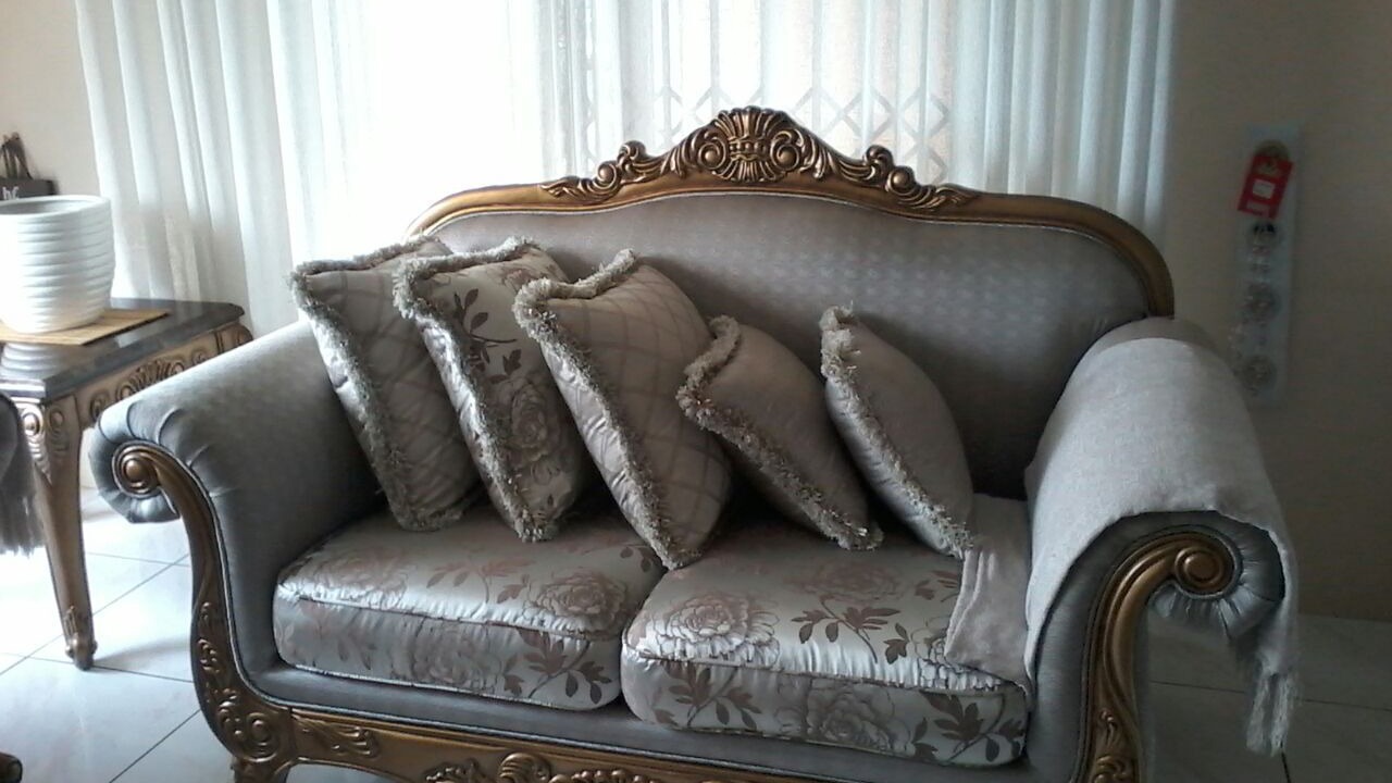 Photo of Livingroom in Newlands East