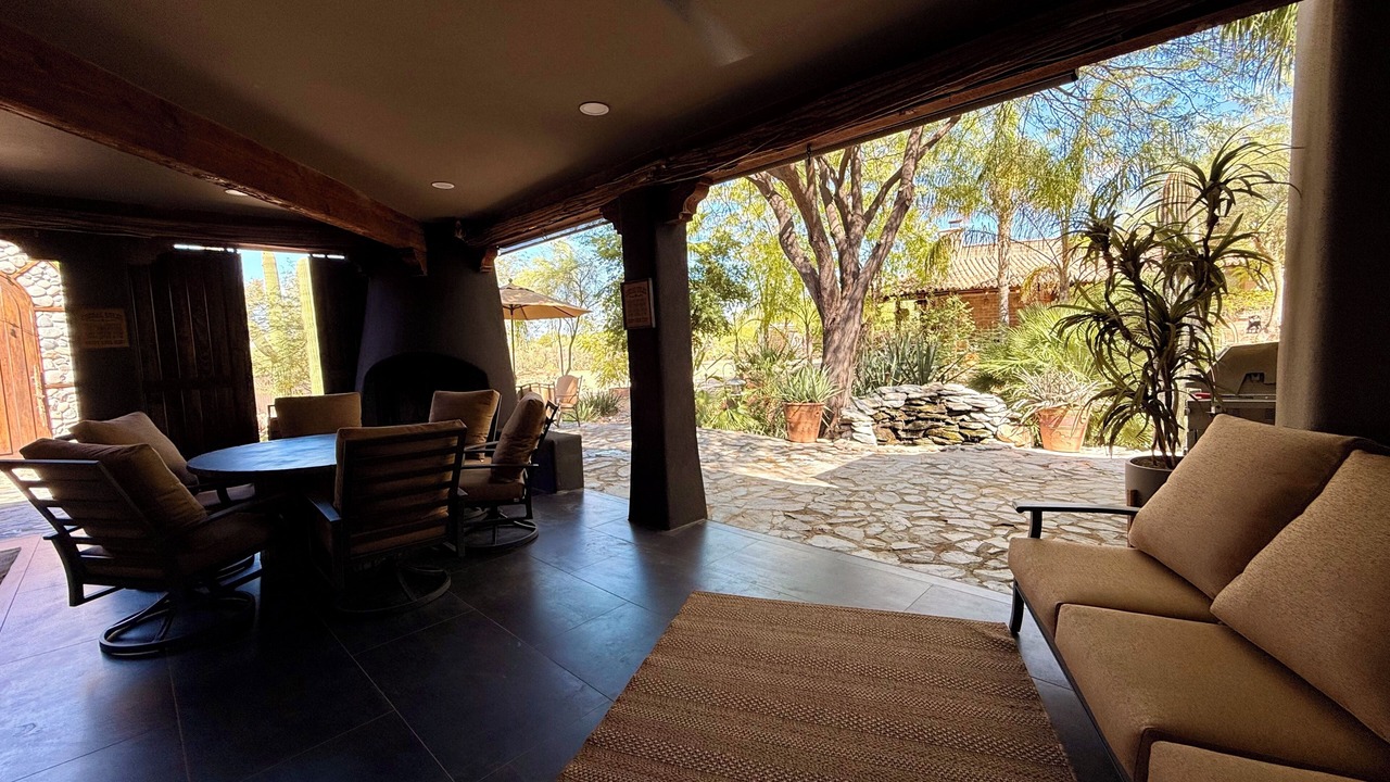 Photo of Livingroom in Pinnacle Peak