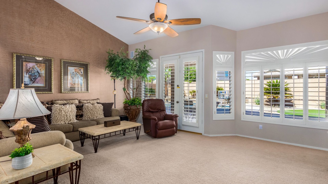 Photo of Livingroom in Hillcrest Ranch Homeowners