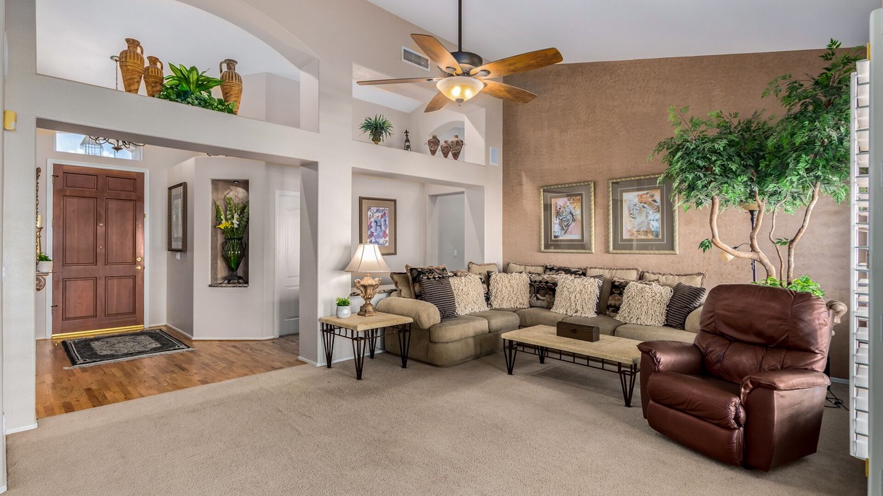 Photo of Livingroom in Hillcrest Ranch Homeowners