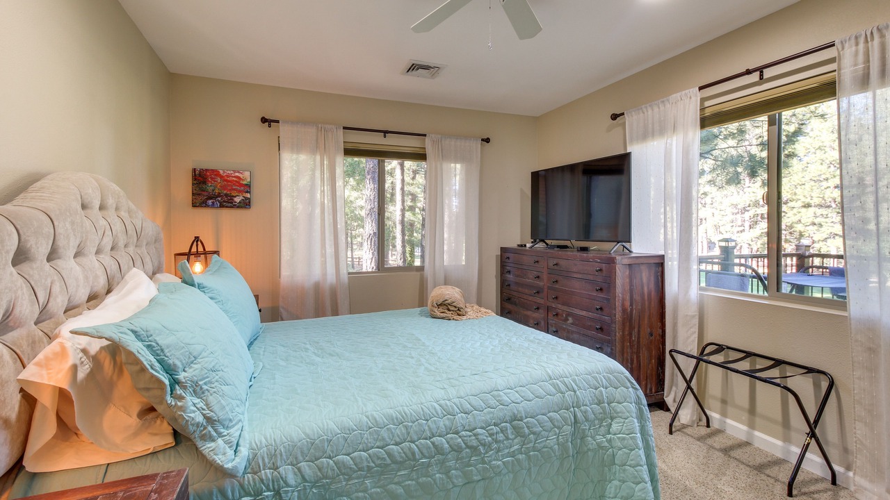 Photo of Bedroom in Pinetop
