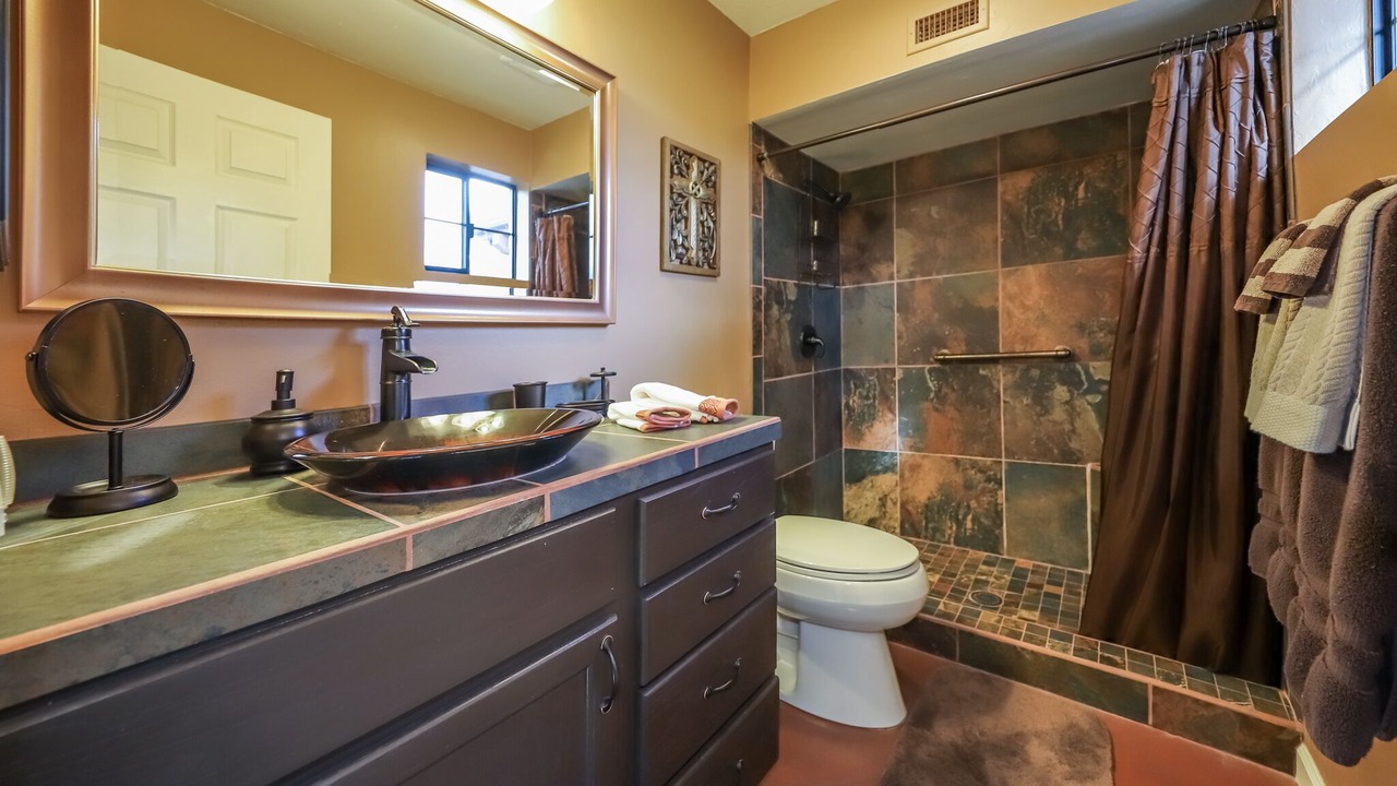 Photo of Bathroom in Green Valley Desert Meadows