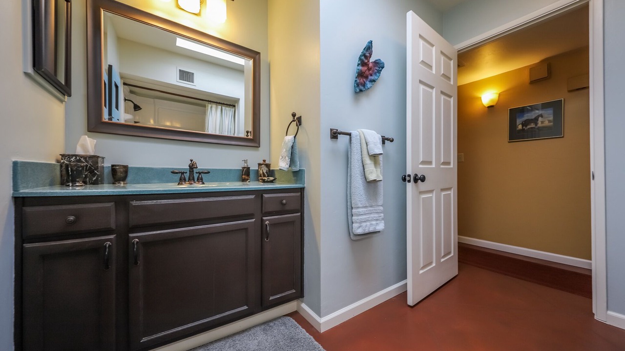 Photo of Bathroom in Green Valley Desert Meadows