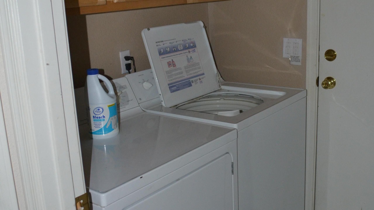 Photo of Bedroom in East Mesa