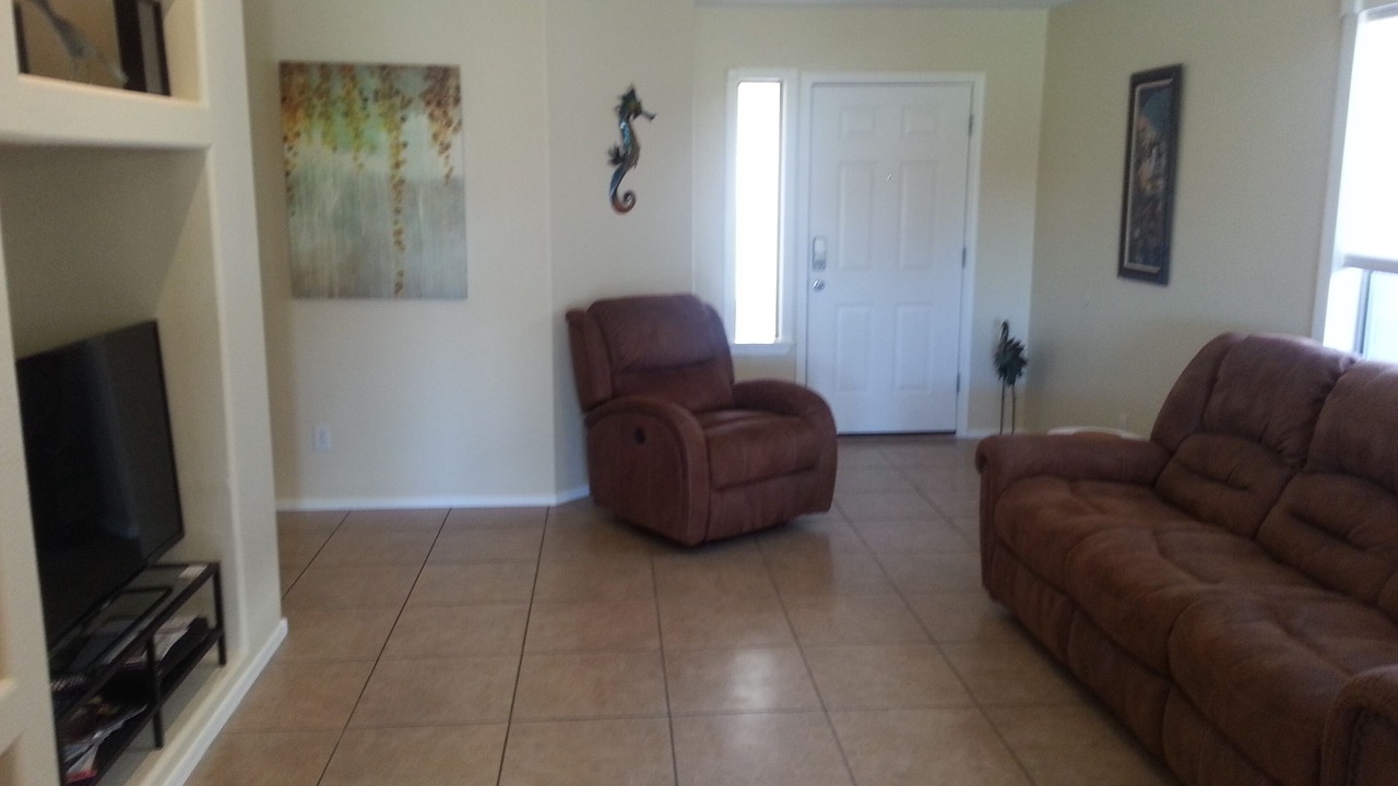 Photo of Livingroom in Coldwater Springs