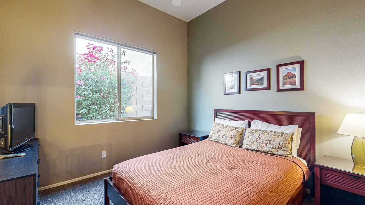Photo of Bedroom in Foothills
