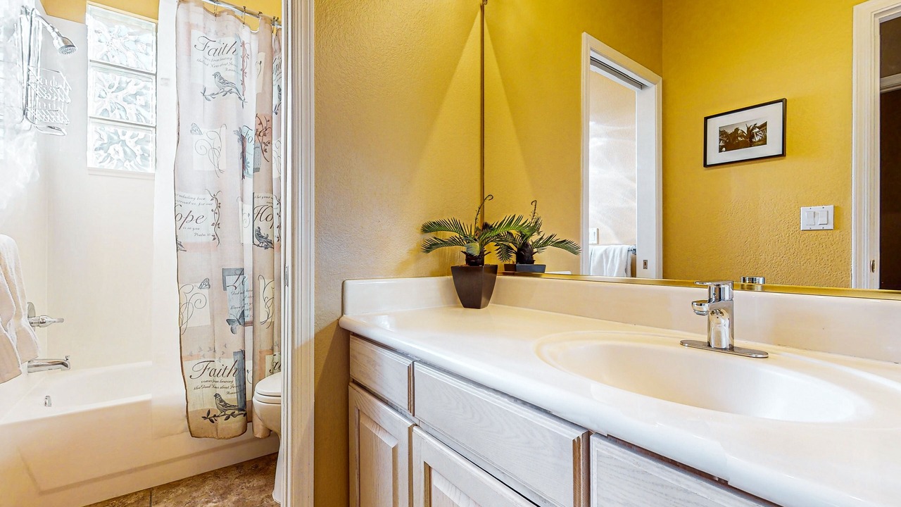 Photo of Bathroom in Foothills