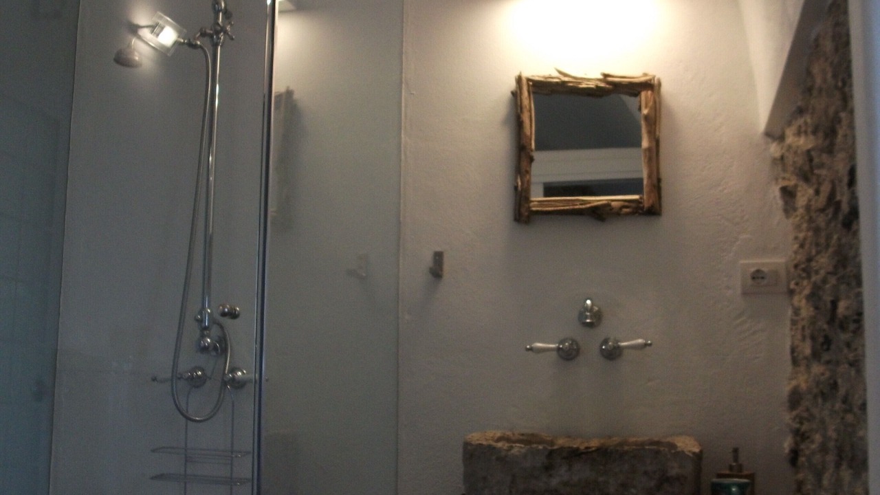 Photo of Bathroom in Erchie