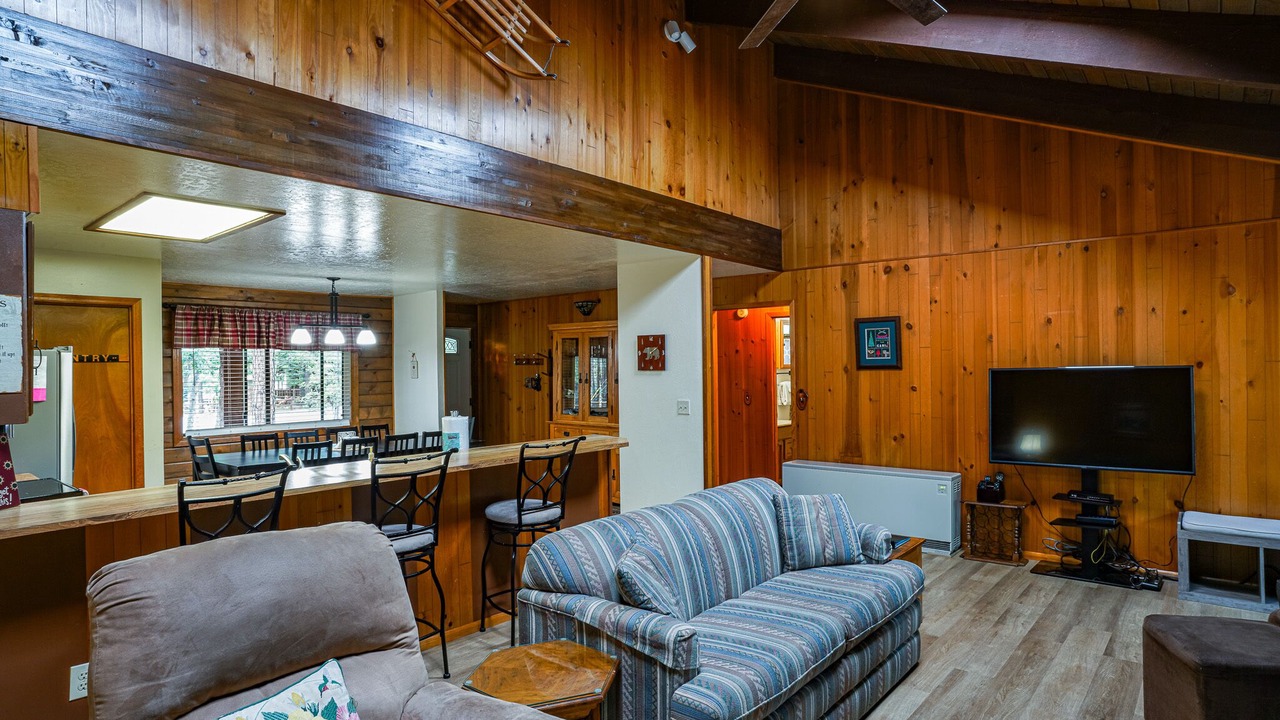 Photo of Livingroom in Pinetop