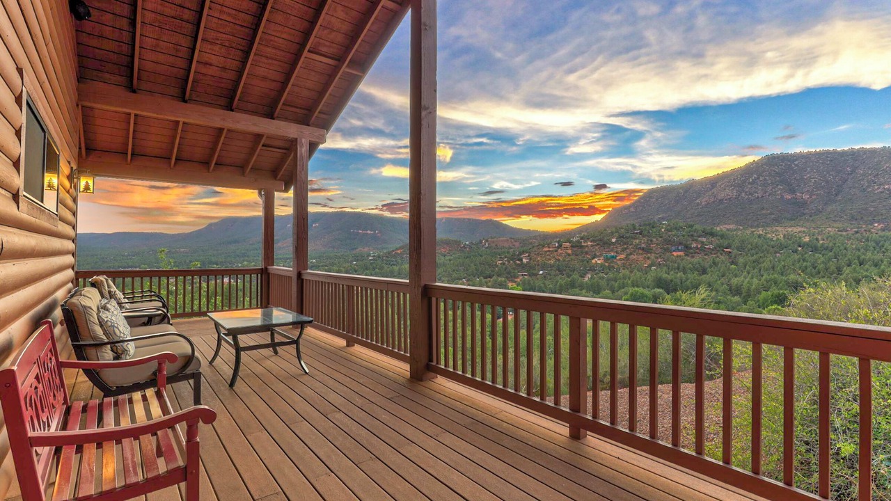 Photo of Patio Balcony in Pine