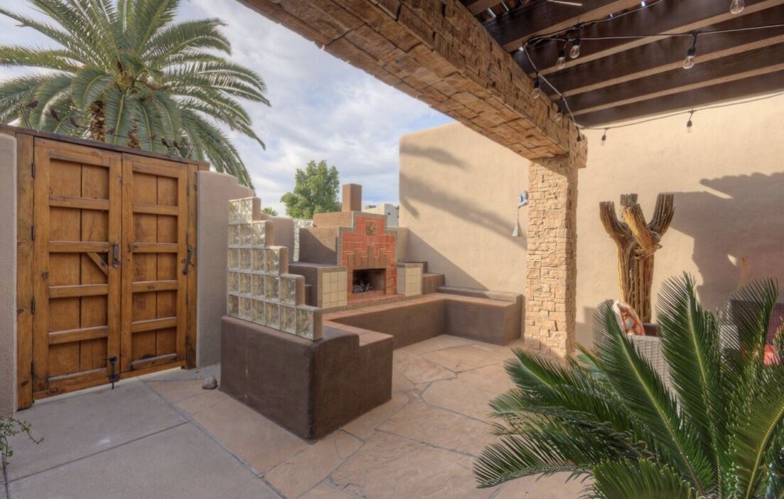 Photo of Outdoor in Honeyridge Manor