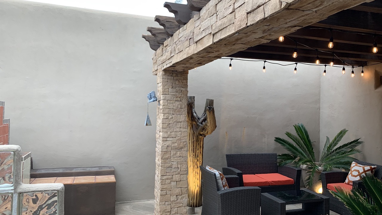 Photo of Patio Balcony in Honeyridge Manor