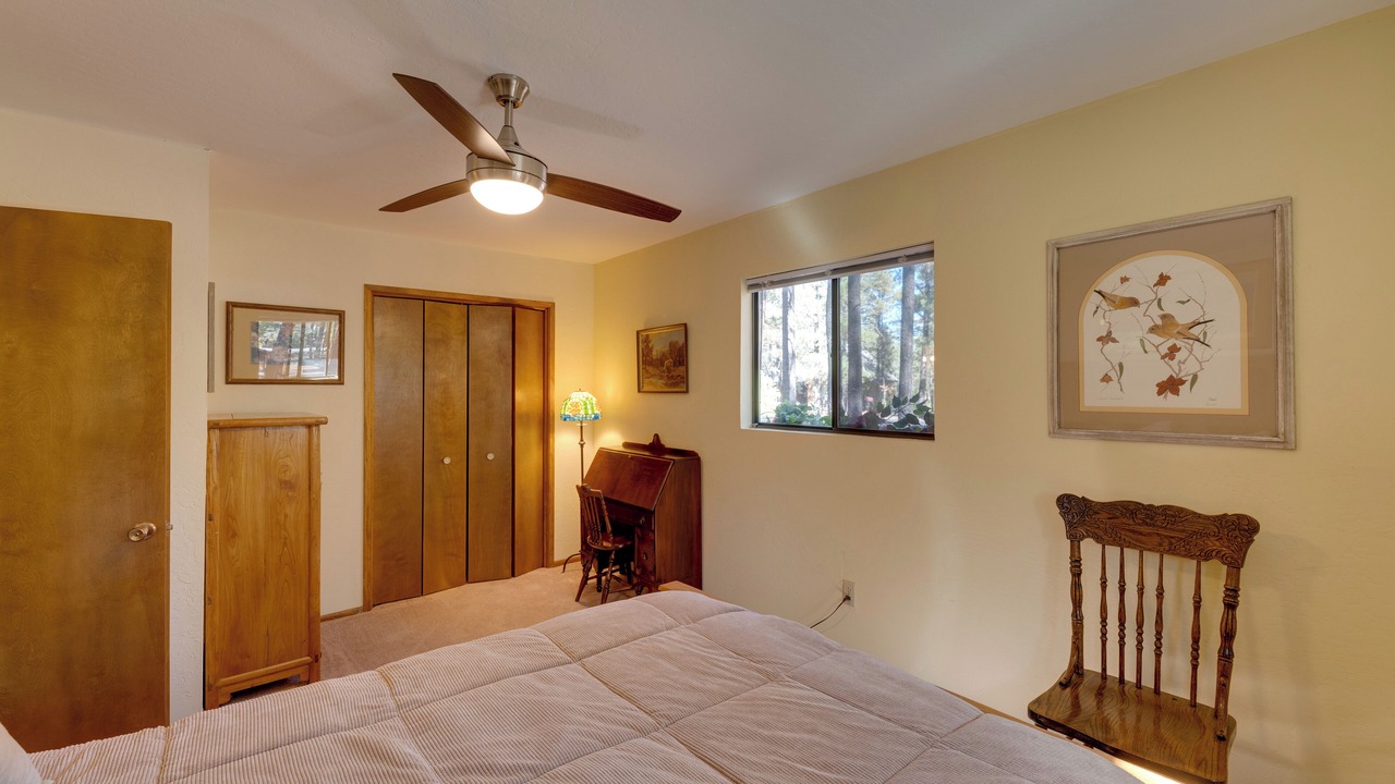Photo of Bedroom in Pinetop