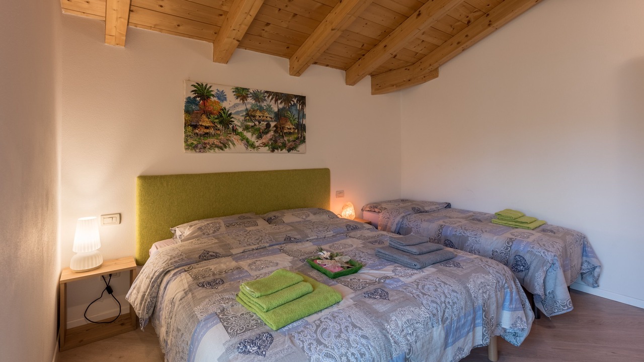 Photo of Bedroom in Calceranica al Lago