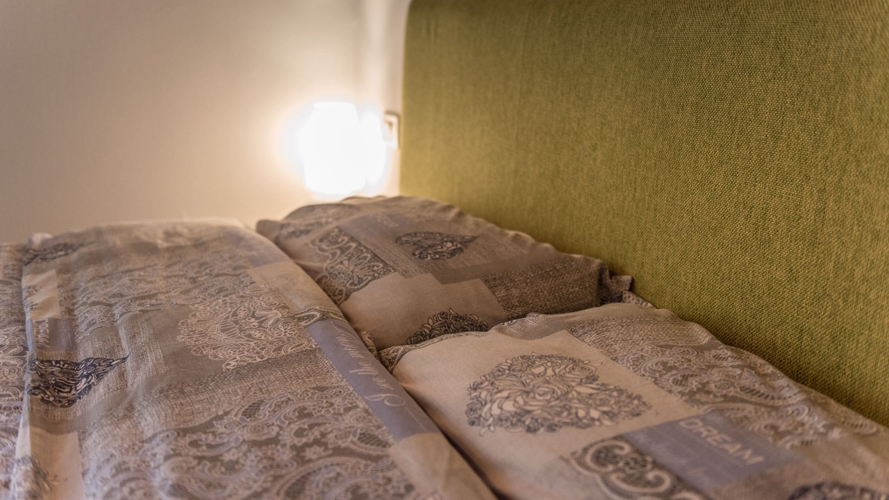 Photo of Bedroom in Calceranica al Lago