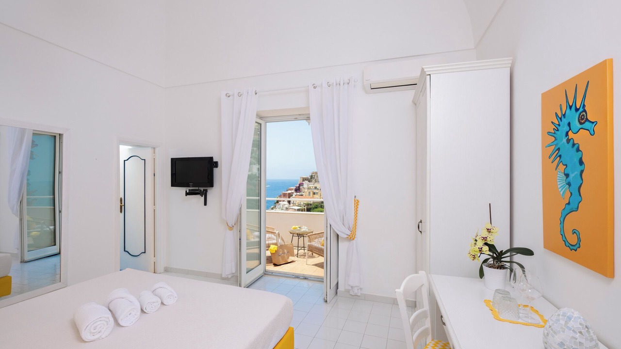 Photo of Bedroom in Positano City Centre
