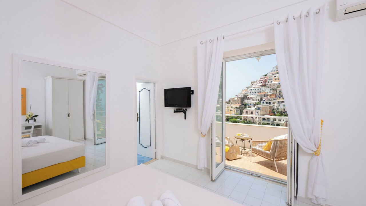 Photo of Bedroom in Positano City Centre