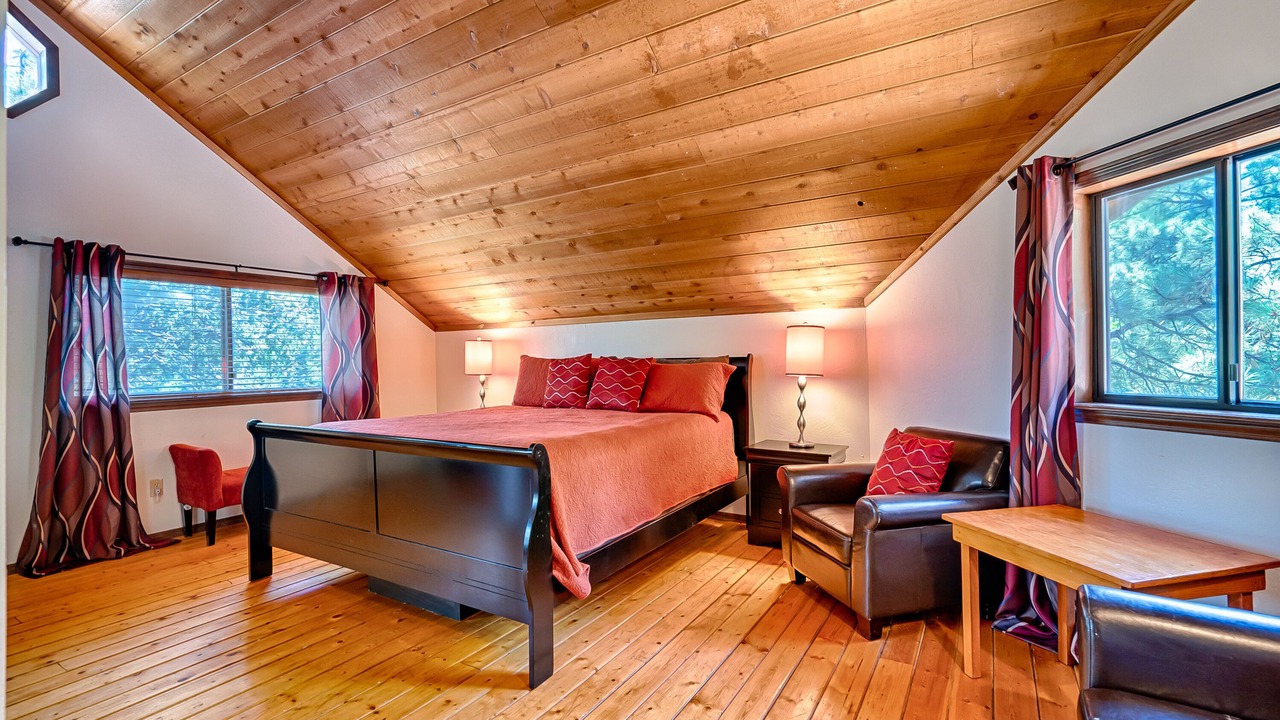 Photo of Bedroom in Swiss Manor