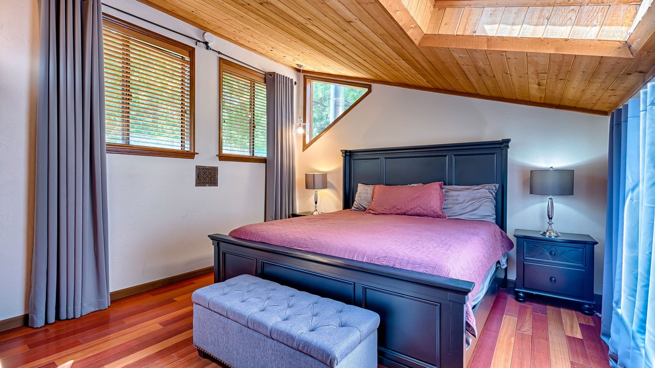 Photo of Bedroom in Swiss Manor