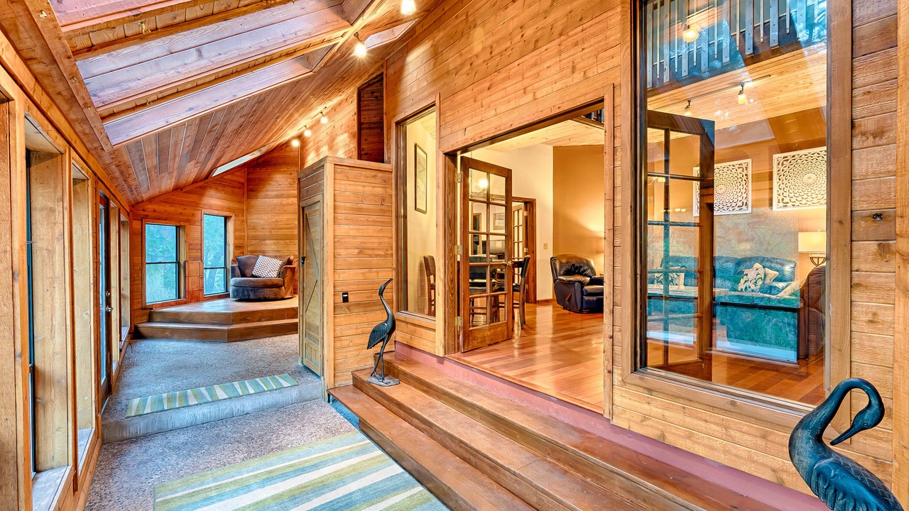 Photo of Bedroom in Swiss Manor